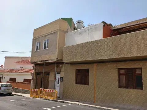 Piso en calle Juan Rejon, 7